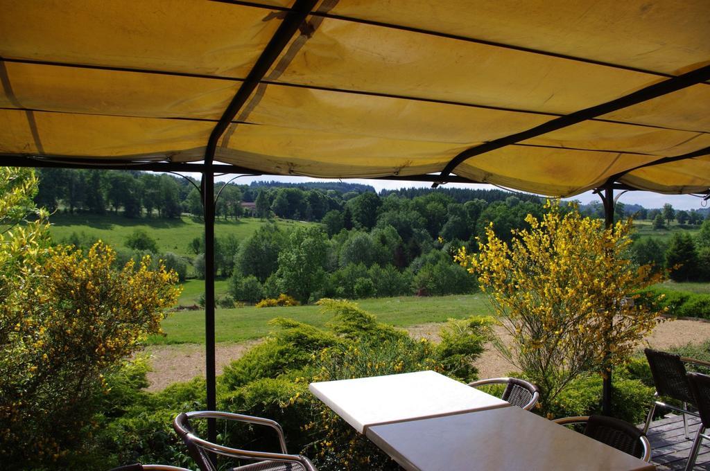 Les Roulottes et Cabanes du Livradois Cunlhat Extérieur photo