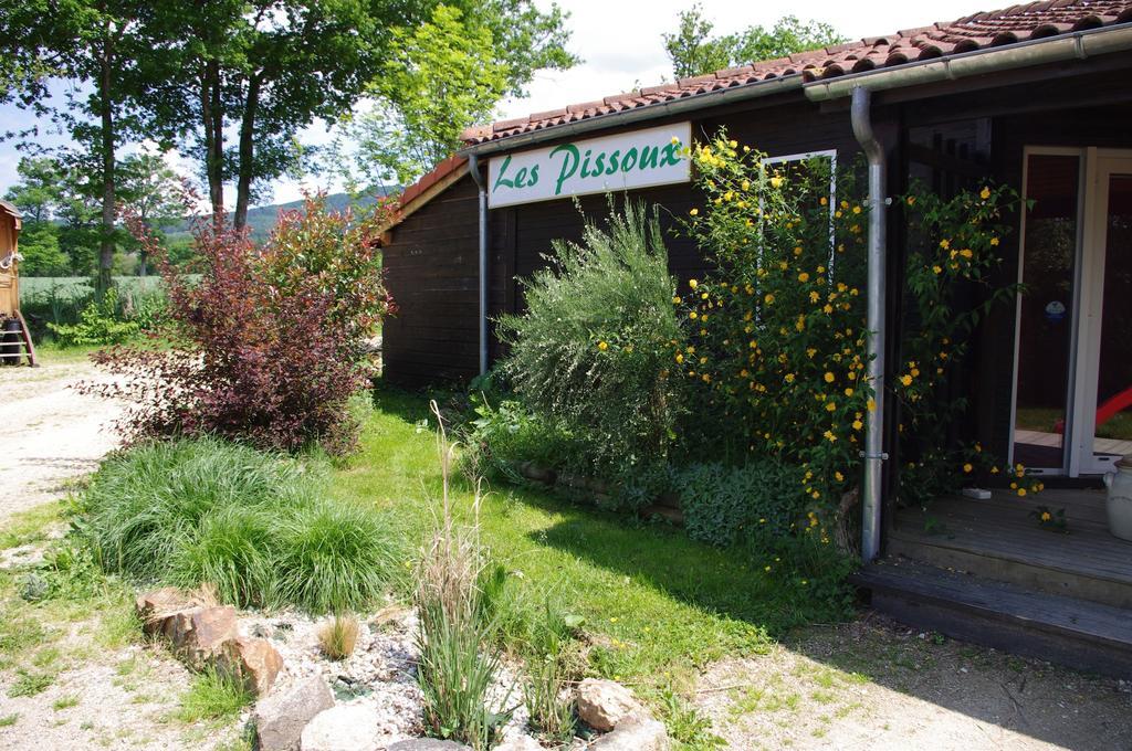 Les Roulottes et Cabanes du Livradois Cunlhat Extérieur photo