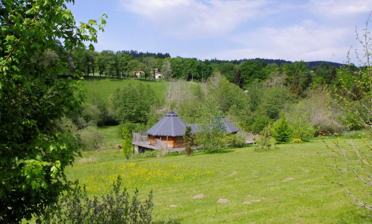 Les Roulottes et Cabanes du Livradois Cunlhat Extérieur photo