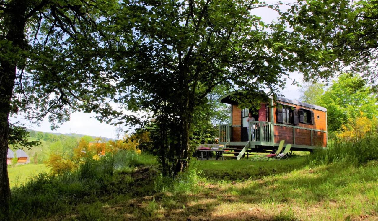 Les Roulottes et Cabanes du Livradois Cunlhat Extérieur photo