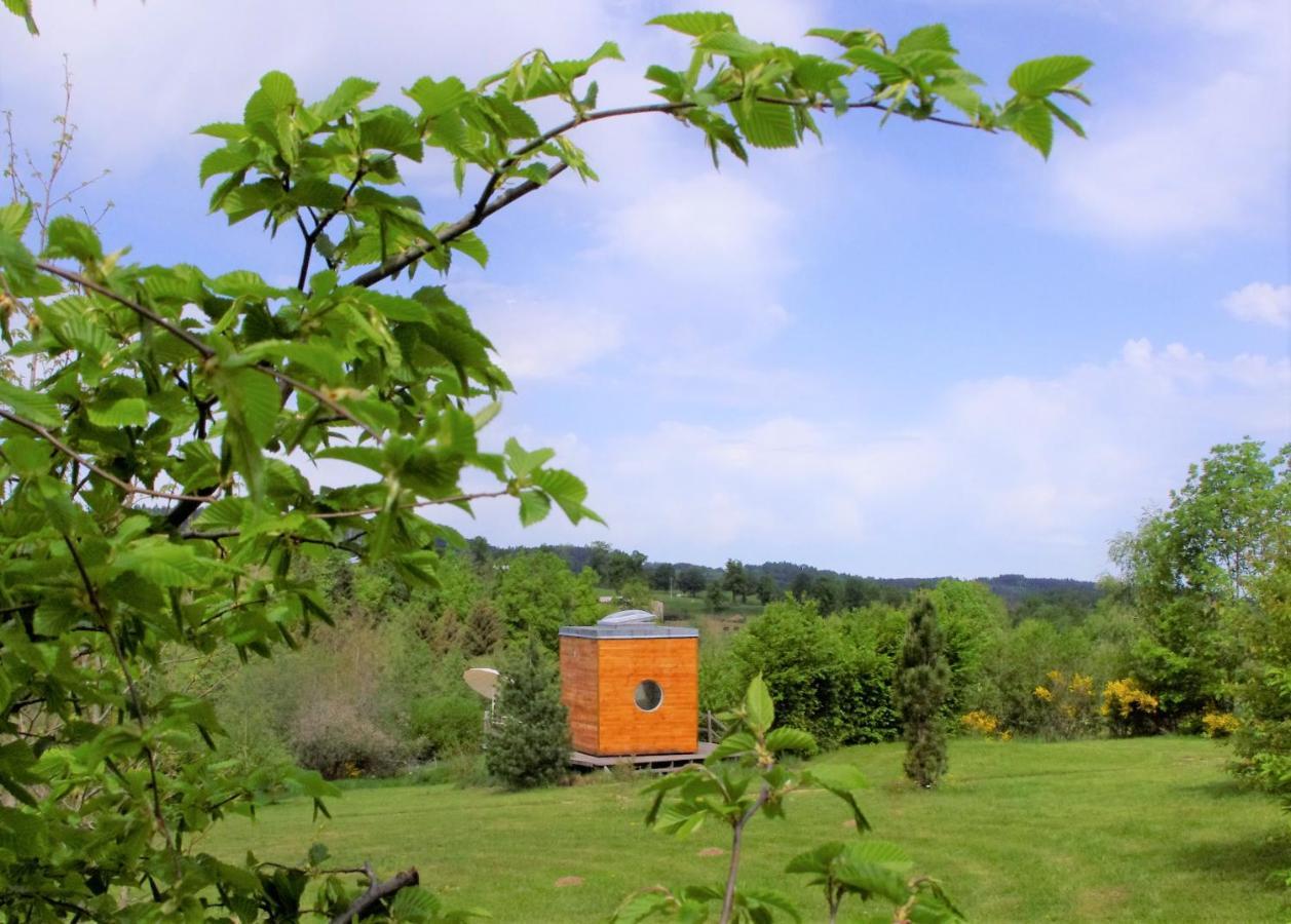 Les Roulottes et Cabanes du Livradois Cunlhat Extérieur photo