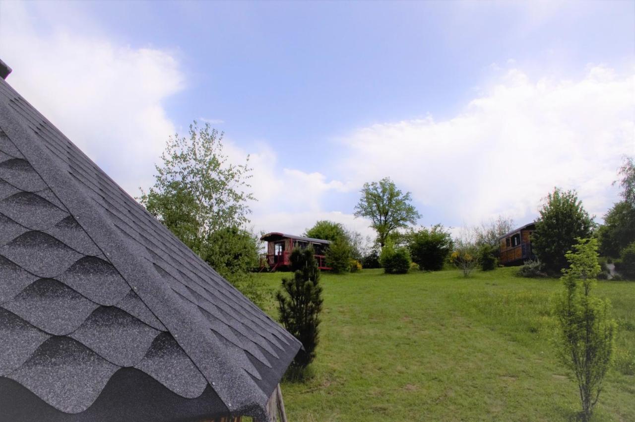 Les Roulottes et Cabanes du Livradois Cunlhat Extérieur photo
